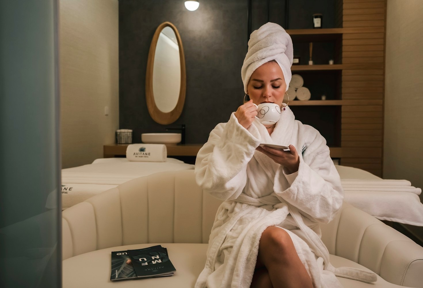Manicuras y pedicuras: tendencias y cuidados esenciales